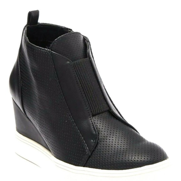 MIA Wedge Sneaker - Picture 1 of 7